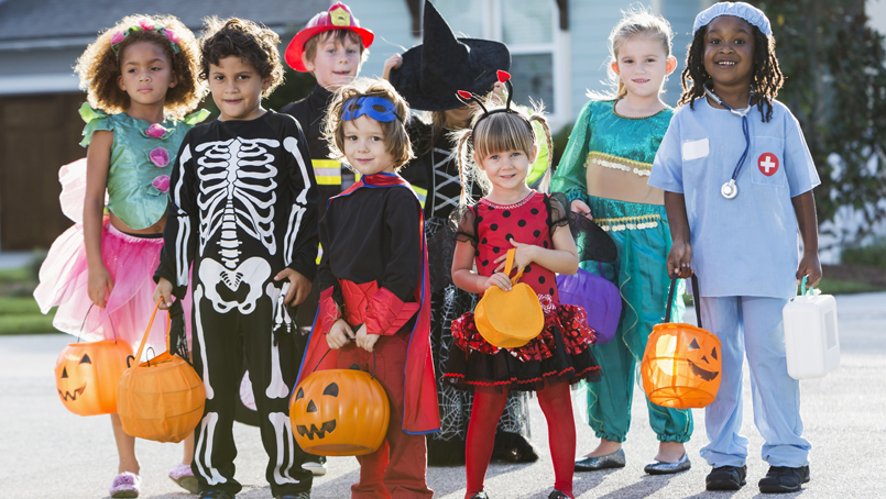 Tips for keeping your kids safe during Halloween | Beaumont Health